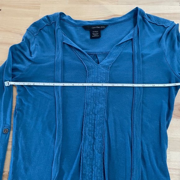 Calvin Klein teal shirt - Picture 5 of 5